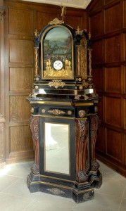 Pyke pedestal organ clock